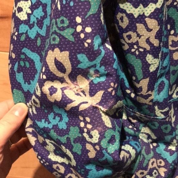 4 for $25
girls columbia coat rip on right arm - Picture 4 of 8